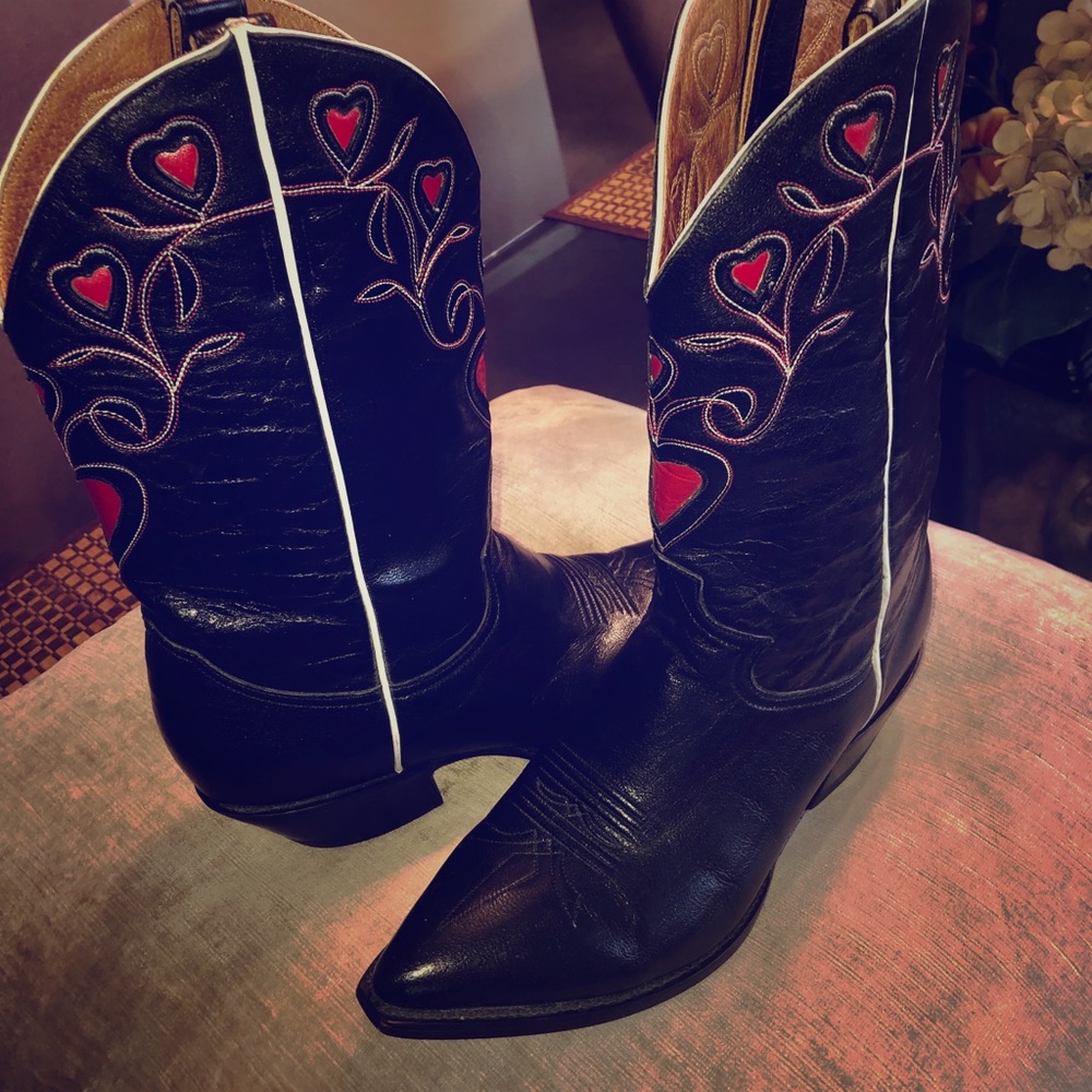 Black and Red Justin Boots with hearts